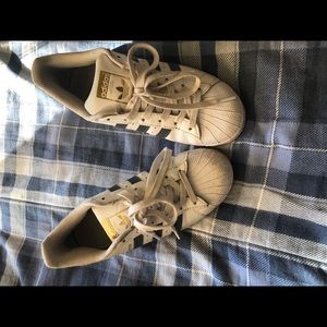 Adidas Superstars